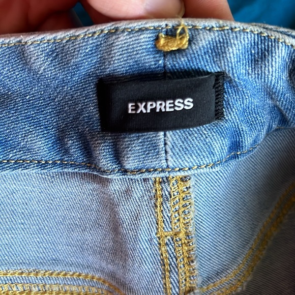 NWOT Express High Waisted Medium Wash Ripped FlexX Ankle Straight Jeans, Small R - Picture 11 of 13